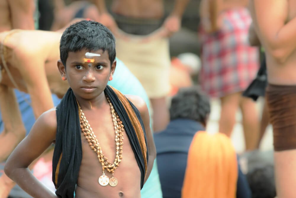 children-devotees-photomentor