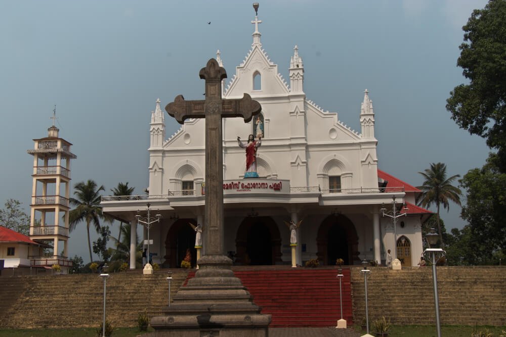 architecture-of-kerala-church-photomentor