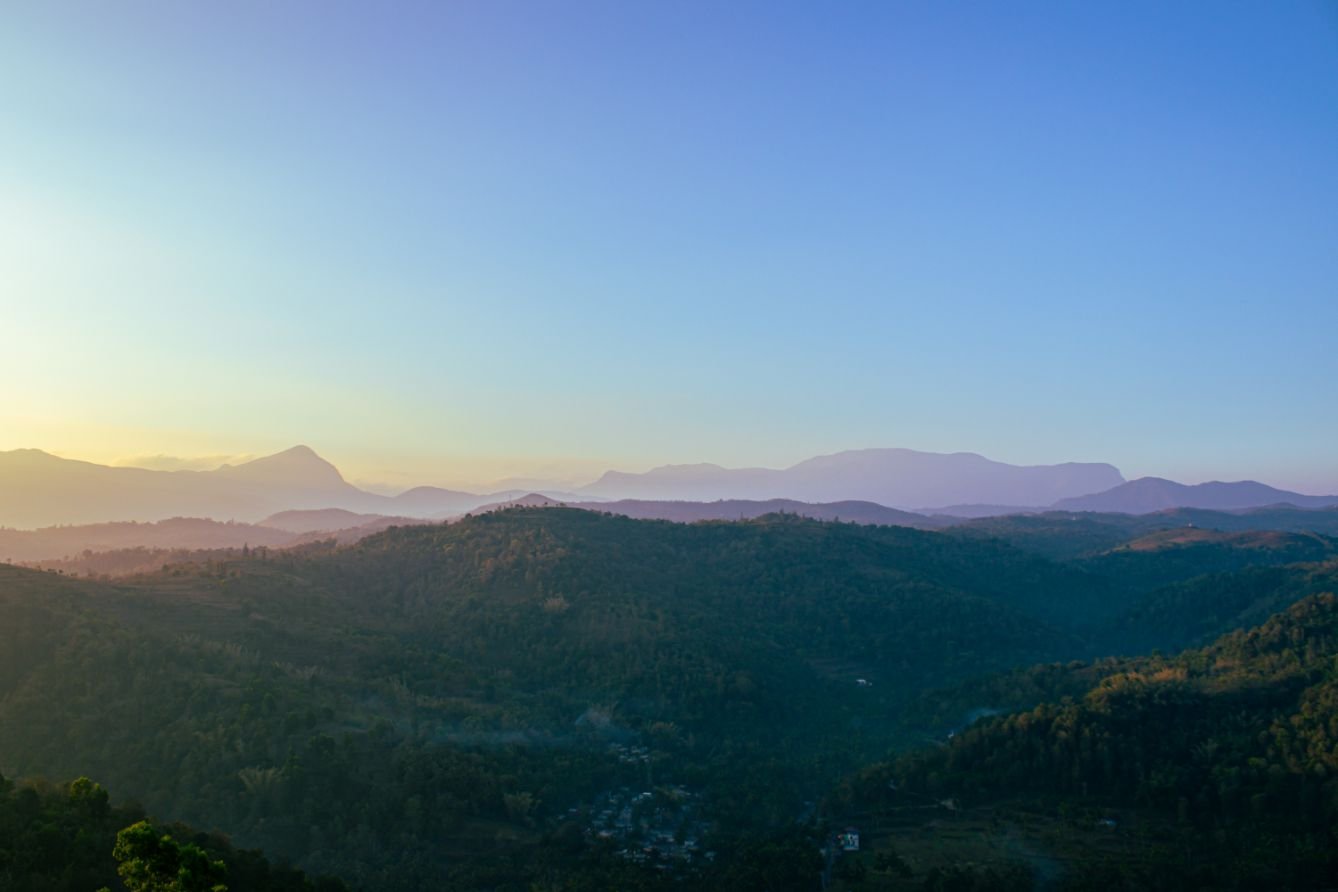 before-the-sunrise-lighting-nature-landscape-photography-fayid-kannur