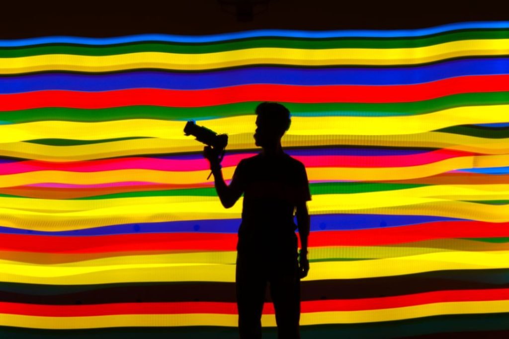 tube-painting-painting-with-only-a-tube-abstract-photographt-fayid-kannur