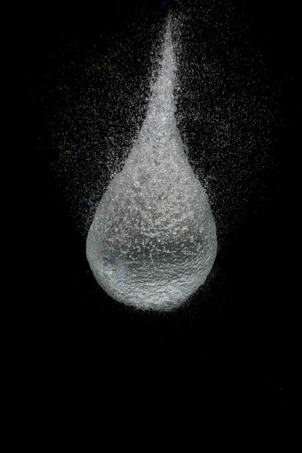 balloon in black background