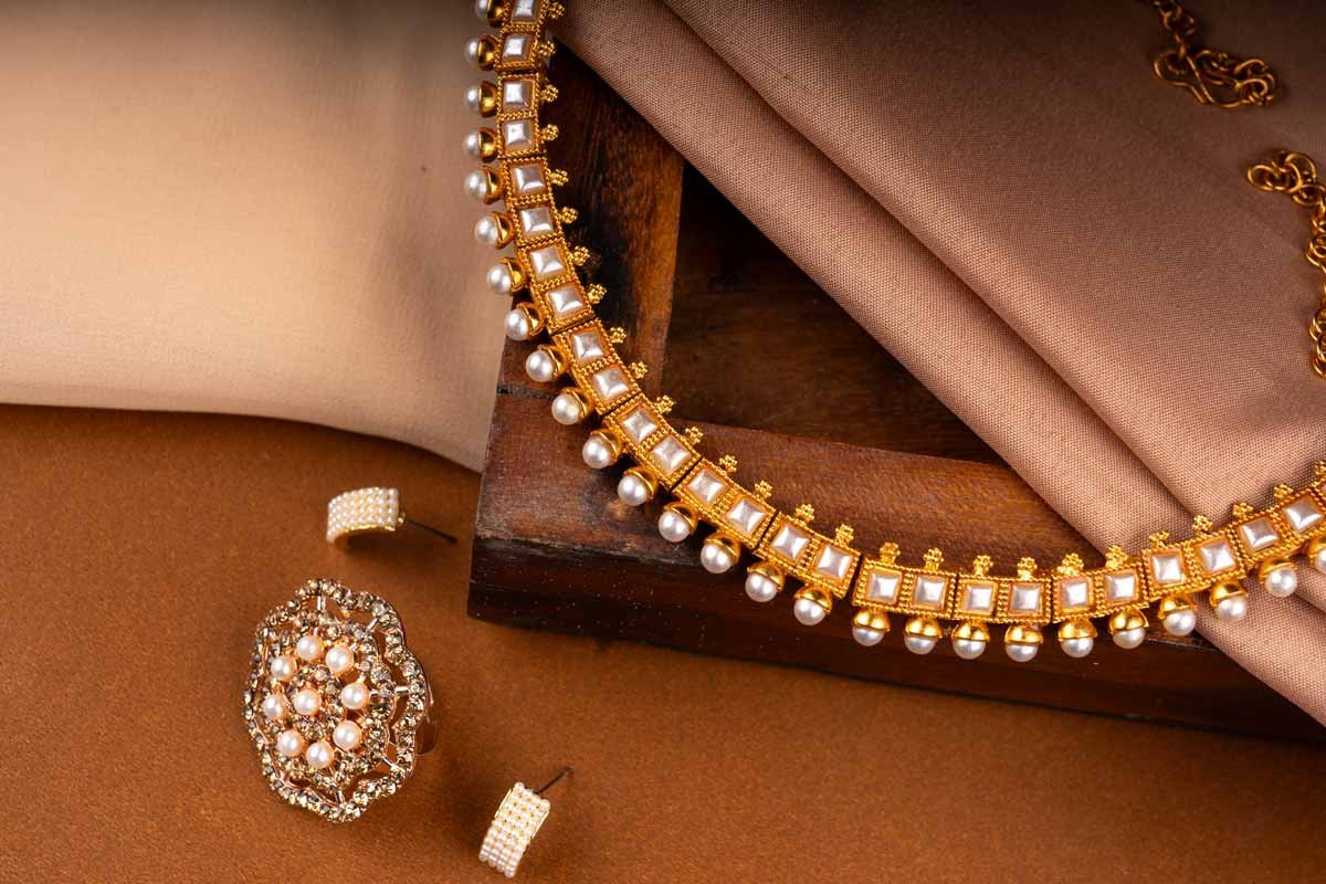 Gold jewelry