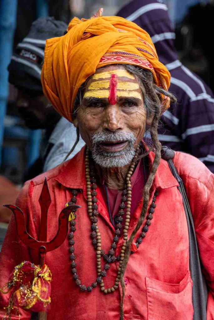 old man with high mind of devotion