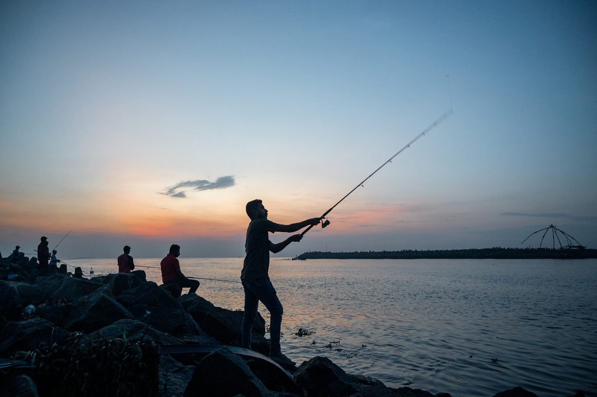 Capturing mesmerizing moments at Cherai Beach of Coastal Waves