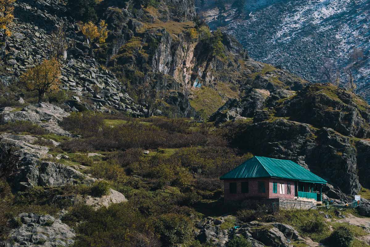 Cliff Side Cabin Rohan Reji Sajan Ernakulam Creative Hut