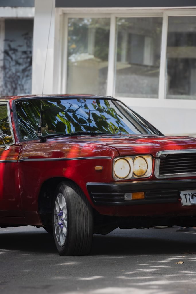 Royal roadster of red contessa