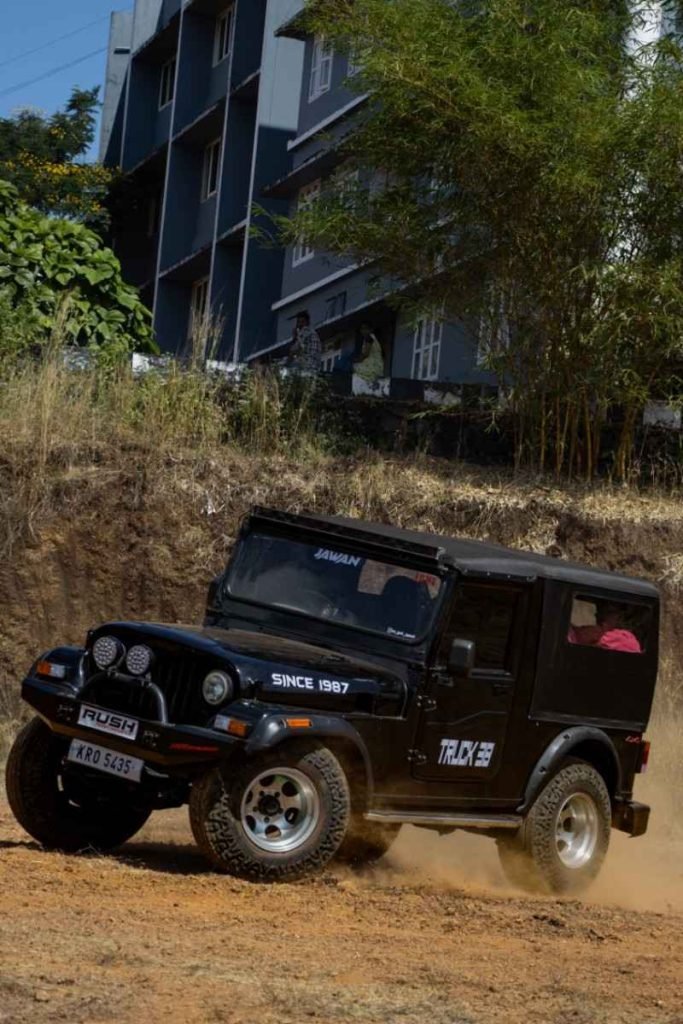 Still Motion of mahindra thar in mud