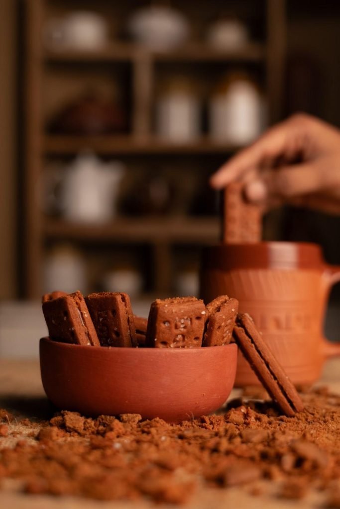 A crisp, sweet Bourbon biscuit offering a moment of bliss