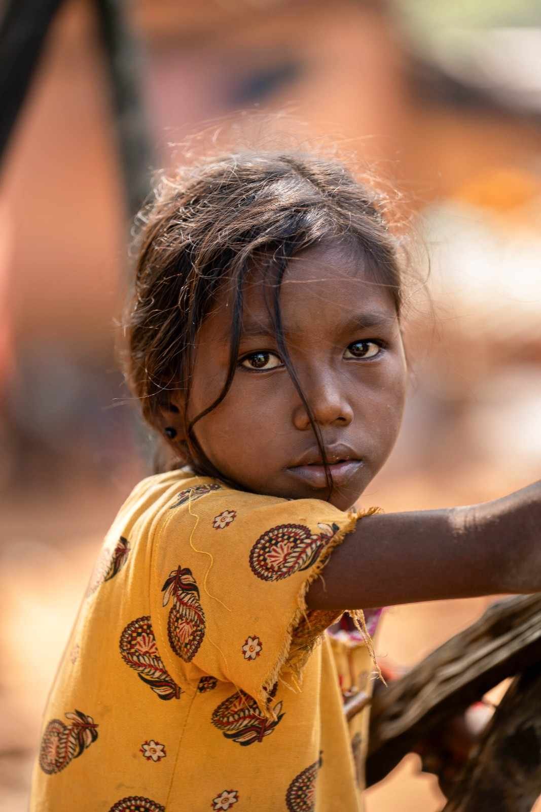 girl with netural expression