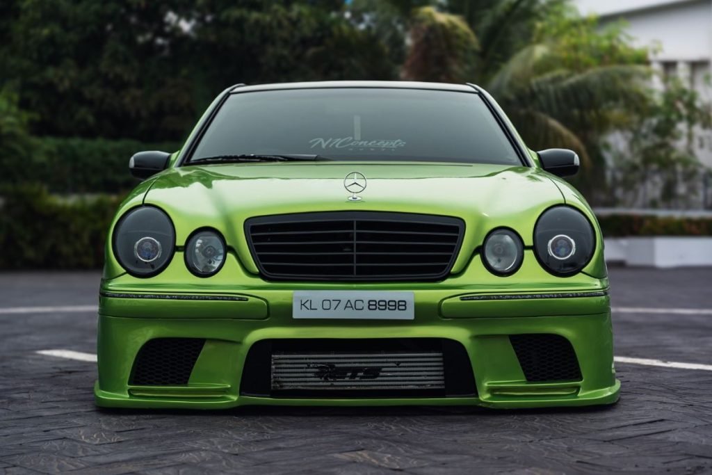 Mercedes Benz W210