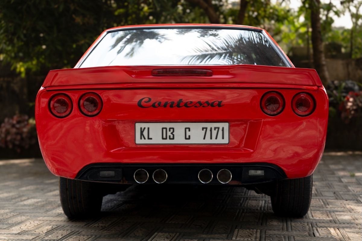 Hindustan Contessa