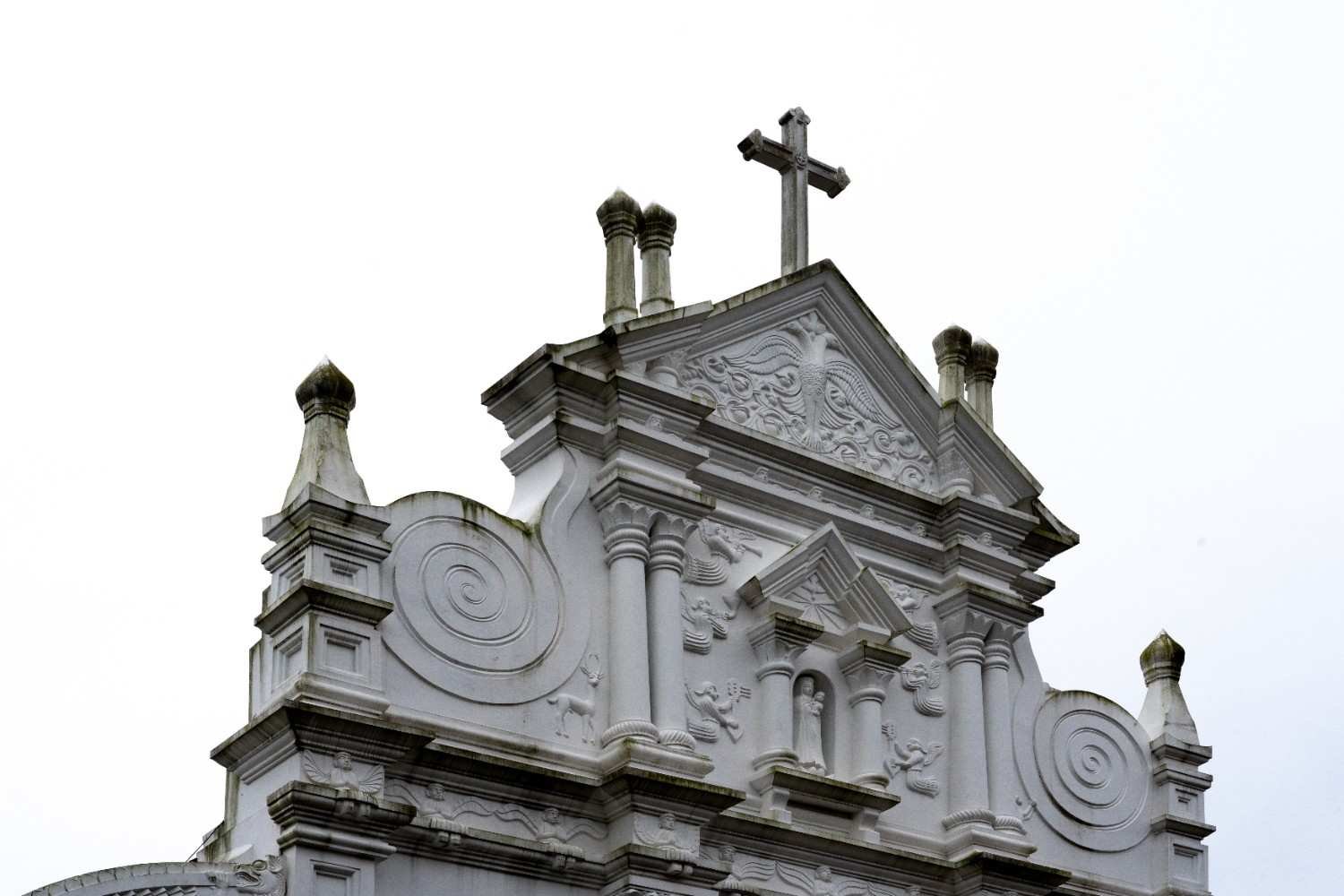 upside of thazhathangady church