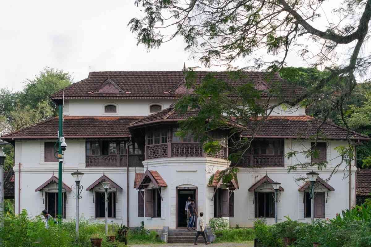 A wide view of an old palace.