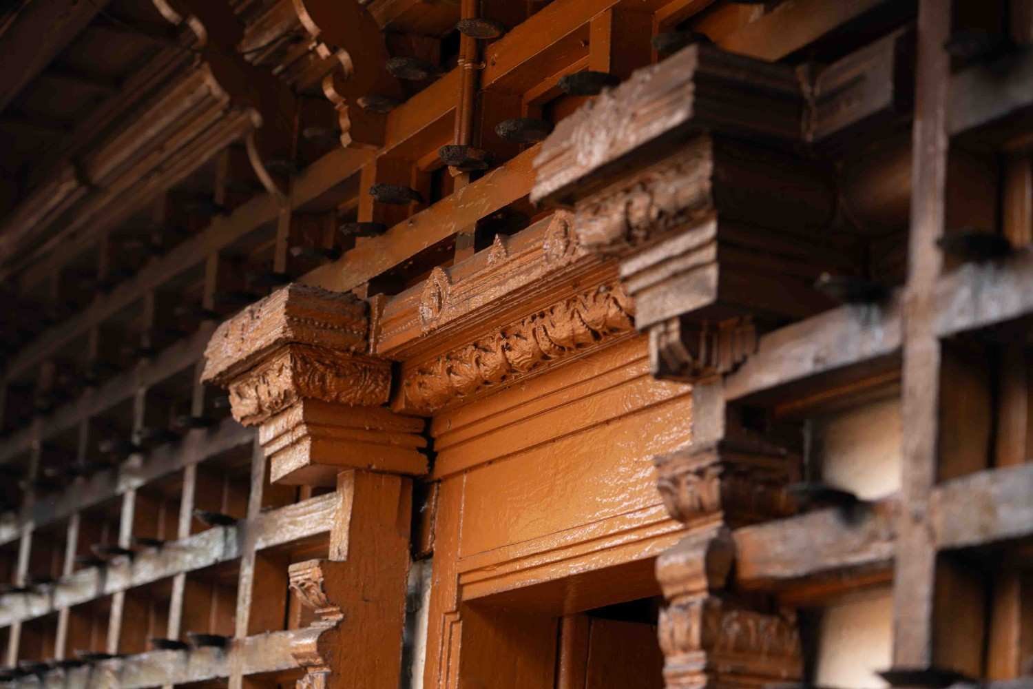 Wooden Gateway entrance in Thirunakkara Temple